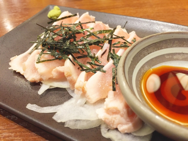 鳥刺し