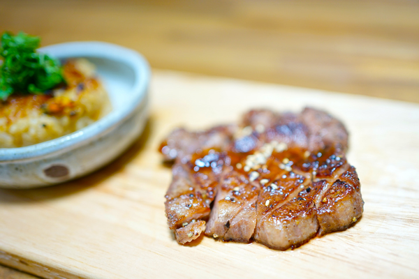 牛タンと焼きおにぎり